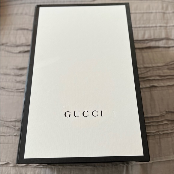 Soho Chain Backpack Leather - Excellent Condition *NEW* - Picture 8 of 10